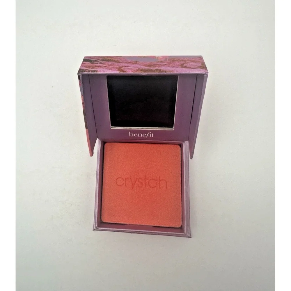 Benefit crystah strawberry